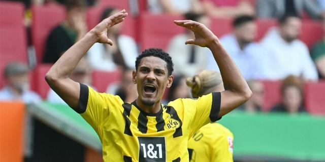 苹果版APP-秦游夏：阿莱，Ole！复活的高中锋带多特向前冲